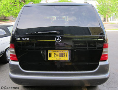 2010 Dealer plate no. 8897 on a Mercedes-Benz ML 320