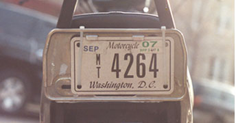 Current style motorcycle plate